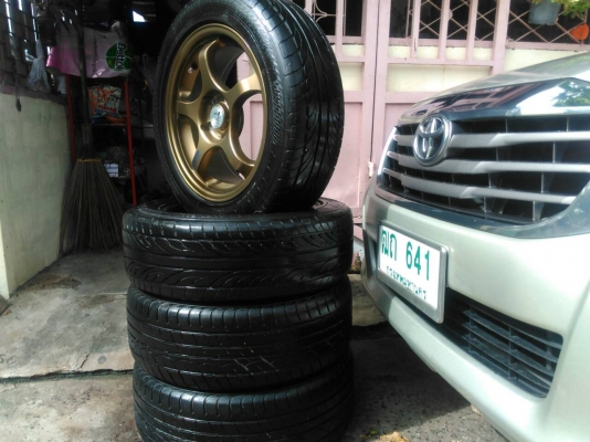 ล้อแม็กซ์พร้อมยาง17"ขายถูก ล้อแม็กซ์พร้อมยาง17"ขายถูก