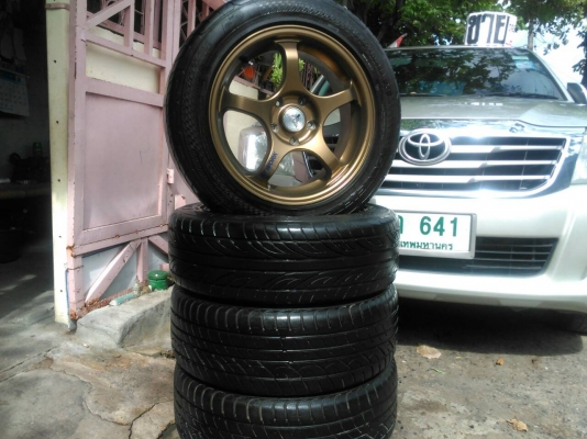 ล้อแม็กซ์พร้อมยาง17"ขายถูก ล้อแม็กซ์พร้อมยาง17"ขายถูก