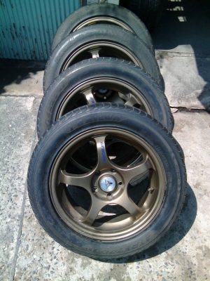 ล้อแม็กซ์พร้อมยาง17"ขายถูก ล้อแม็กซ์พร้อมยาง17"ขายถูก