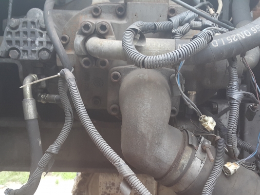 ขายอะใหล่ HITACHI EX200-2 ตัดแล้วครับ