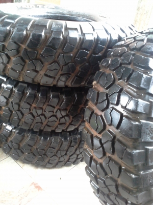ยางBF goodrish mud km2 ขนาด 33x10.5R15 ปี11