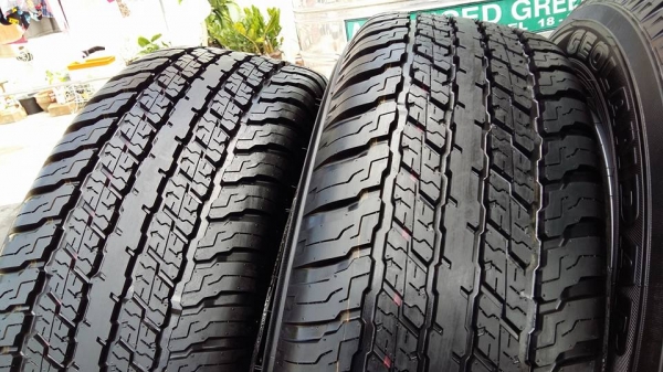 ขายล้อแม็กป้ายแดง revo 17"พร้อมยางปี15 สนใจติดต่อเล็กคลองสามครับ 081-3747940 ขายล้อแม็กป้ายแดง revo 17"พร้อมยางปี15 สนใจติดต่อเล็กคลองสามครับ 081-3747940