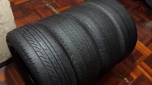 ยาง Bridgestone 215/55/16 ปี10 พร้อมใช้งาน