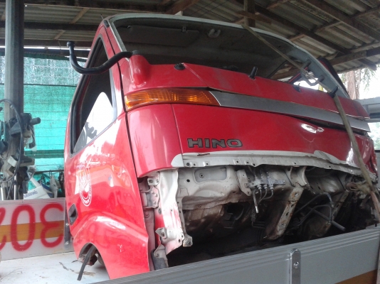 ฮีโน่  ตามสภาพ  อุปกรณ์คอนโซนครบ  ชุดสายไฟมีครับ