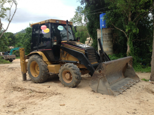 ขายรถตักหน้าขุดหลัง CAT 424D 13494 ชม.เอกสารเล่มทะเบียน ราคา 1000000