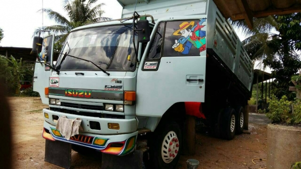 ขายดาวน์นางฟ้า240 เครื่องเดิมเกียร์เดิม มีระบบลากพ่วง ราคา 1,220,000 บาท