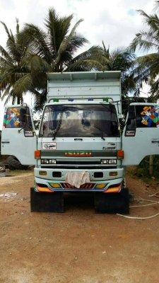 ขายดาวน์นางฟ้า240 เครื่องเดิมเกียร์เดิม มีระบบลากพ่วง ราคา 1,220,000 บาท