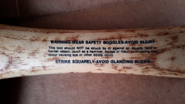 ค้อนปอนด์  ขนาด 2 1/2LB ใหม่เก่าเก็บ