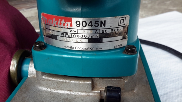 เครื่องขัดกระดาษทราย MAKITA 9045N 520W  japan