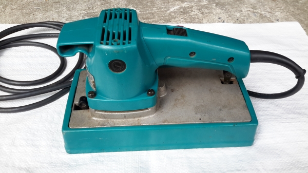 เครื่องขัดกระดาษทราย MAKITA 9045N 520W  japan
