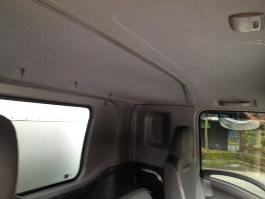 สวยสุด...6ล้อตู้แห้ง 240แรง. ปี53 รถวิ่งแค่ไมล์100000.กว่าๆ รถสวยมากๆเดิมๆ