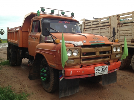 ขายรถบรรทุก 6 ล้อหัวยาวดั้ม