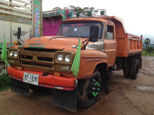 ขายรถบรรทุก 6 ล้อหัวยาวดั้ม