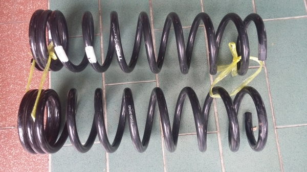 ช็อคอัพคู่หลัง สปริงค์คู่หลัง FORTUNER TRD สภาพดี