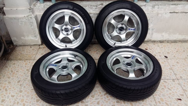 ขายล้อแม็กใหม่ยังไม่เคยใช้ w work s1 15" พร้อมยางปี14 สนใจติดต่อเล็กคลองสามครับ 081-3747940