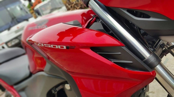 CB500f 2013 วิ่งน้อย สภาพสวยๆ ต่อรองราคาได้ครับ