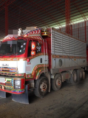 ขายรถสิบล้อ Isuzu DECA 360 คอกเกษตรดั้มเนียม  แม่ลูก ปี52 รถสวยพร้อมใช้งาน ราคาต่อรองได้