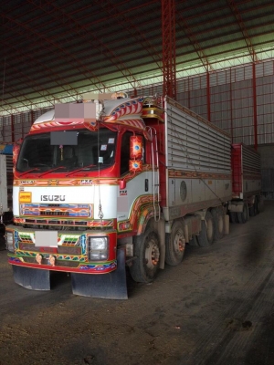 ขายรถสิบล้อ Isuzu DECA 360 คอกเกษตรดั้มเนียม  แม่ลูก ปี52 รถสวยพร้อมใช้งาน ราคาต่อรองได้