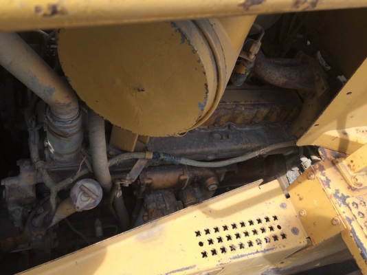 ขายรถแทรคเตอร์ CAT D6H เกียร์ทอล์ค ไม่มีเอกสาร ราคา 520000