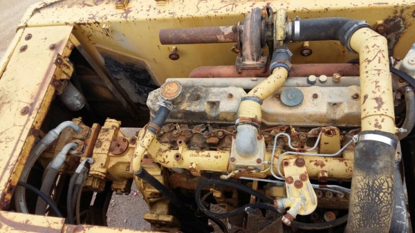 รถขุดCAT 320 V2...ตัวเดินเสีย1ข้าง รถสภาพสวย แห้ง โซ่ใหม่