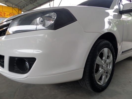 จัดเต็ม-ฟรีดาวน์ โปตอน สีขาวสุดเท่ ปี2012 สนใจโทร 086-038-9416