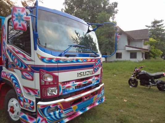 ขาย295000บาท หัวรถ6ล้อ อีซูซุรุ่น210 สภาพสวยสดเก่านอก อุปกรครบทุกอย่าง