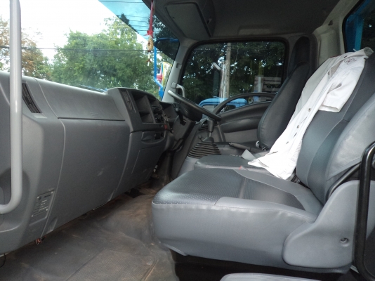 ขาย295000บาท หัวรถ6ล้อ อีซูซุรุ่น210 สภาพสวยสดเก่านอก อุปกรครบทุกอย่าง