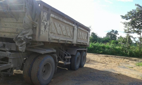 10 ล้อดั๊มพ์แม่-ลูก HINO FM3MNLD 240 แรง ราคาเบา ๆ