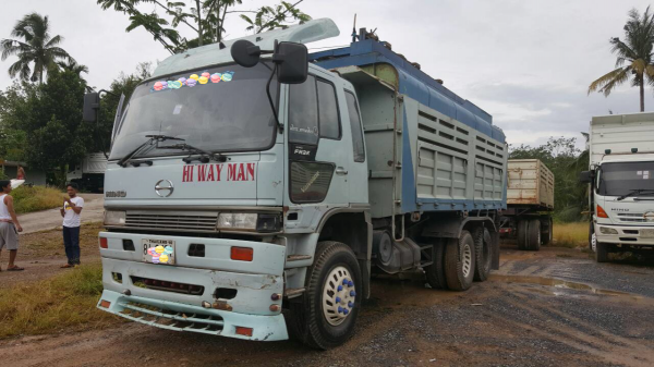 ขายรถบรรทุก 10 ล้อดัมพ์ HINO FM2K 240 แรงม้า พร้อมแท็งค์น้ำยาง ไม่มีระบบลากพ่วง ราคา 1200000