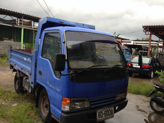 ขายรถบรรทุก 4 ล้อดัมพ์ใหญ่ ISUZU NKR 100 แรงม้ารถห้างแท้ปี 2547 ราคา 320000