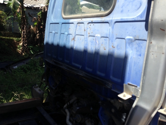 ขายรถบรรทุก 4 ล้อดัมพ์ใหญ่ ISUZU NKR 100 แรงม้ารถห้างแท้ปี 2547 ราคา 320000