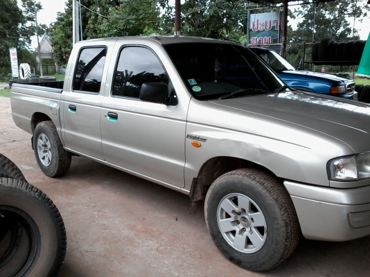 ขายมาสด้าปี46 4ประตู ขายมาสด้าปี46 4ประตู