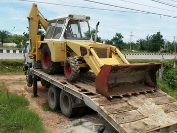 เรียนท่านลูกค้า รถหน้าตักหลังขุด JCB มือสองญี่ปุ่น ราคา 220,000 บาท อยู่ที่พระราม 2 นะครับ