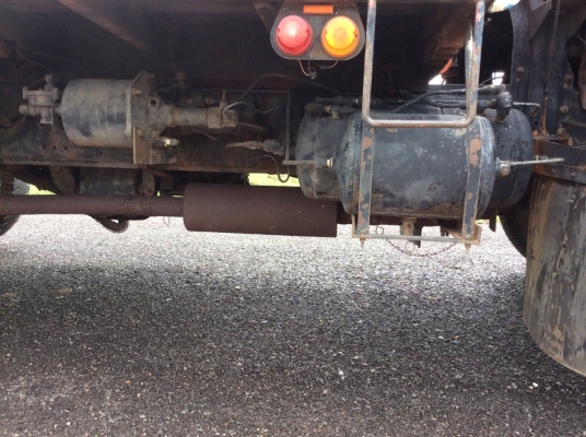 HINO 10ล้อ(2เพลา) 180 แรง เดิมๆ รถสวยเดิม ไม่ผุ ขาย 550,000 บาท ศุภากร 081-1903107 , 081-4252943