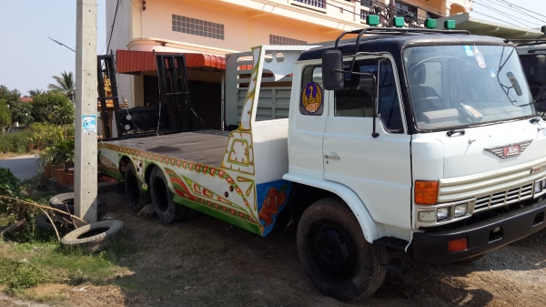 เทเลอร์รถเกี่ยว HINO