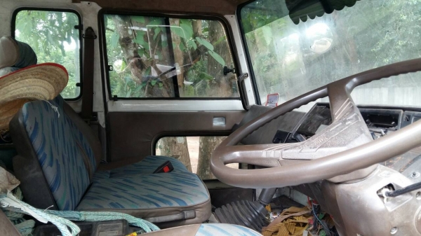 หกล้อ ฮีโน่ KL150 เครน 3.5 ตัน ช่วงยาว5.5ม ยาง900ม สภาพสวยเดิมพร้อมใช้ ทะเบียนพร้อมโอน หกล้อ ฮีโน่ KL150 เครน 3.5 ตัน ช่วงยาว5.5ม ยาง900ม สภาพสวยเดิมพร้อมใช้ ทะเบียนพร้อมโอน