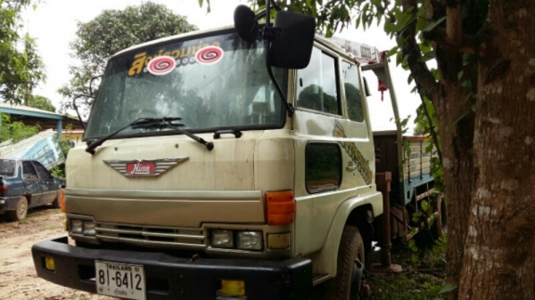 หกล้อ ฮีโน่ KL150 เครน 3.5 ตัน ช่วงยาว5.5ม ยาง900ม สภาพสวยเดิมพร้อมใช้ ทะเบียนพร้อมโอน หกล้อ ฮีโน่ KL150 เครน 3.5 ตัน ช่วงยาว5.5ม ยาง900ม สภาพสวยเดิมพร้อมใช้ ทะเบียนพร้อมโอน