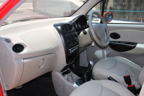 ขาย Chery QQ ปี2010 สีแดงเดิมจากโรงงาน เกียร์ Auto เครื่อง 1100 CC