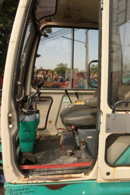 Komatsu PC20-7 หัวเก๋ง