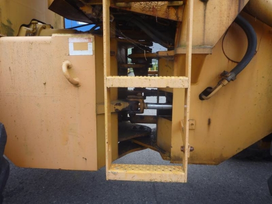 Komatsu 510 กรองเดี่ยว ซีเรียล 17,000 รถดันหิมะ มีปุ้งกี๋ให้นะครับ นำเข้าจากญี่ปุ่น 090-986-2521 อ๊อบ