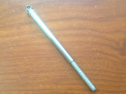 ขายที่วัดลมยางงานเก่าอังกฤษ ด้ามแสตนเลสเกจย์วัดอลูมิเนียม ขายที่วัดลมยางงานเก่าอังกฤษ ด้ามแสตนเลสเกจย์วัดอลูมิเนียม