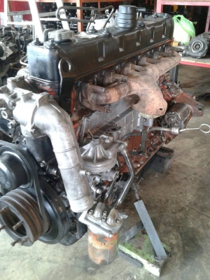 ขายเครื่องยนต์ 6SD1-240 แรงม้า สวยๆ ติดดีมาก