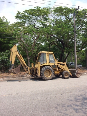 รถตักหน้าขุดหลัง CATERPILLAR 428