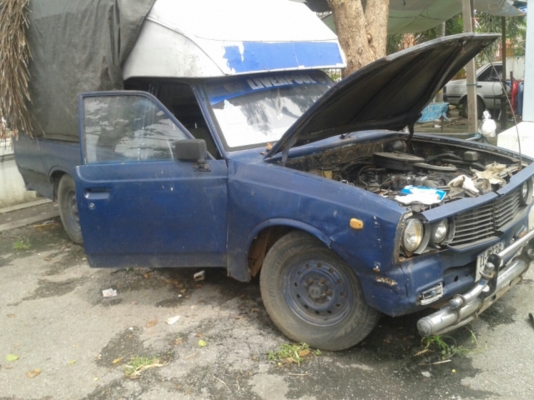 กระบะโตโยต้า RN25 ช่วงยาว มีหลัง เครื่องดีเซล sd23  ลงเล่ม ทะเบียนขาด ธ.ค.57 พร้อมโอน ขาย 23,000 บาท