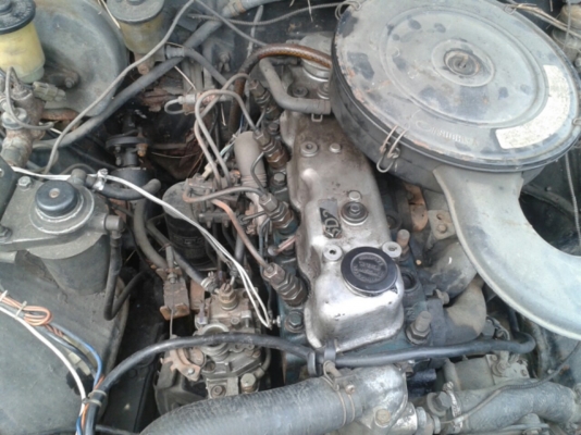 กระบะโตโยต้า RN25 ช่วงยาว มีหลัง เครื่องดีเซล sd23  ลงเล่ม ทะเบียนขาด ธ.ค.57 พร้อมโอน ขาย 23,000 บาท