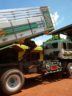 ขายดั้ม2เพลา HINO FM227 เครื่อง220แรง พ.เพาเวอร์ เบรกทิฟฟี่ ภายในสวย แอร์เย็น สภาพพร้อมใช้ เอกสารพร้อมโอน สนใจโทร 090-8588220คุณนะ 093-3258446คุณบิว หรือเข้าดูสินค้าอื่นๆได้ที่ www.truck.in.th/498 หรือเพจFacebook ณรงค์ ซื้อขายรถมือสอง (เว็บไซต์ส่วนตัว) หร