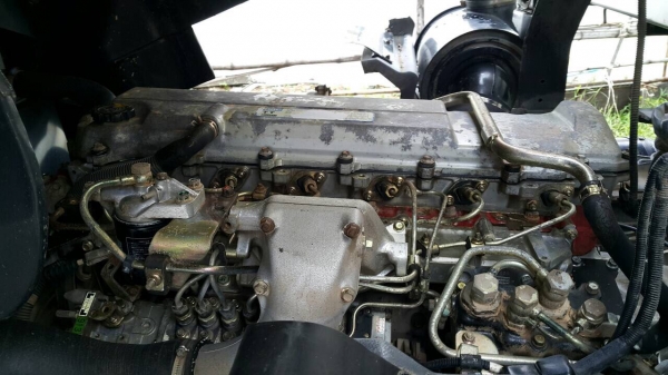 ขายด่วนสิบล้อดั้มสองเพลา 1Jสมอทอง 260แรง ปี47 รถสวยเดิมบาง สภาพพร้อมใช้