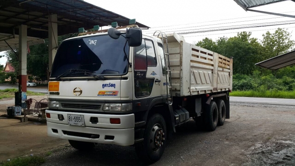 ขายด่วนสิบล้อดั้มสองเพลา 1Jสมอทอง 260แรง ปี47 รถสวยเดิมบาง สภาพพร้อมใช้