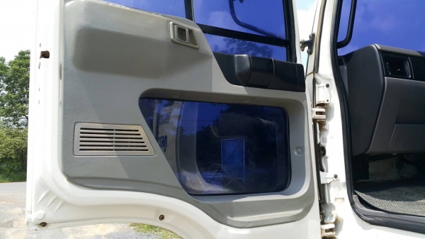 ขายด่วนสิบล้อดั้มสองเพลา 1Jสมอทอง 260แรง ปี47 รถสวยเดิมบาง สภาพพร้อมใช้