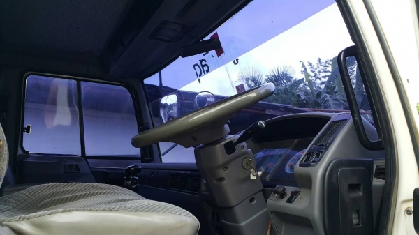 ขายด่วนสิบล้อดั้มสองเพลา 1Jสมอทอง 260แรง ปี47 รถสวยเดิมบาง สภาพพร้อมใช้